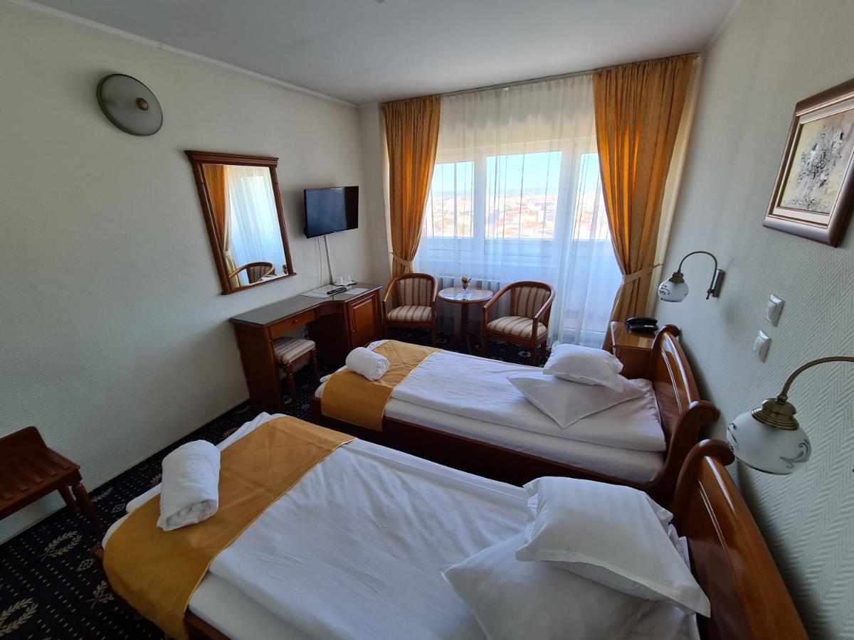 Hotel Belvedere Cluj-Napoca Eksteriør billede